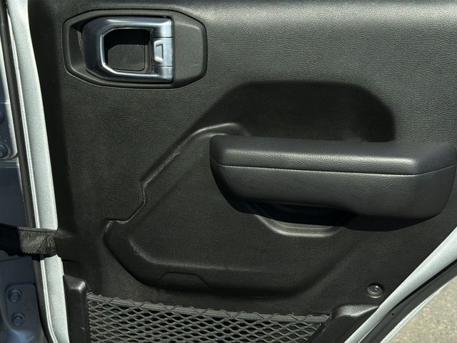 Used 2023 Silver Jeep Sport S image 37