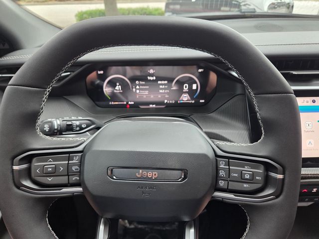 New 2026 Silver Jeep Overland image 31