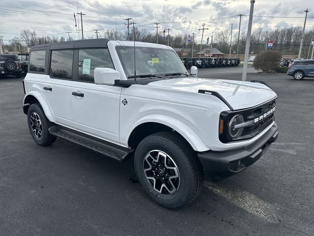 New 2026 White Ford Outer Banks image 11