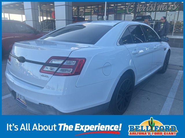 2014 Ford Taurus SEL 4