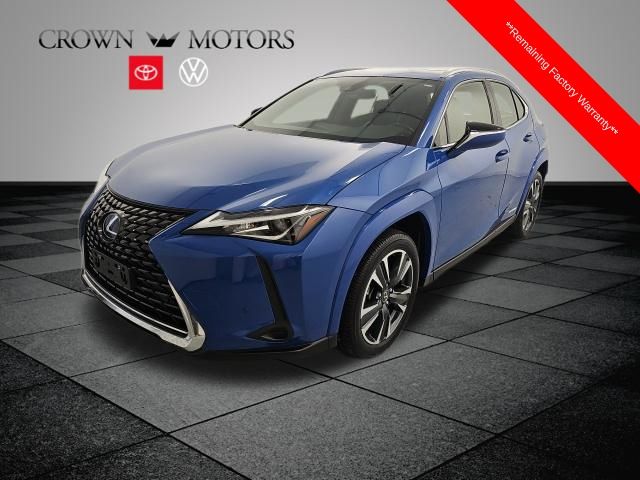 View vehicle photo 3