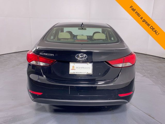 2016 Hyundai Elantra SE 33