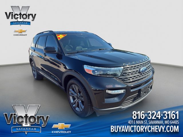 Black Metallic 2022 Ford Explorer SUV / Crossover All-Wheel Drive Automatic