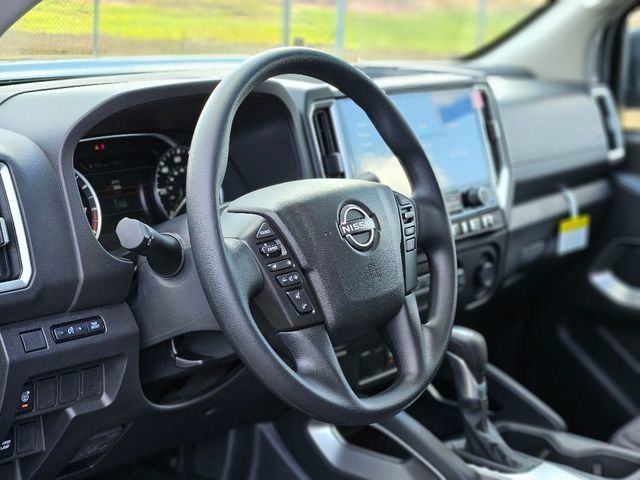 2026 Nissan Frontier SV - Photo 9
