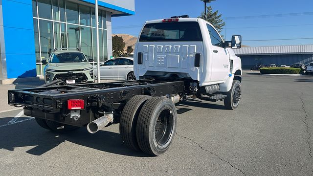 2024 Chevrolet Silverado 5500HD Work Truck 2