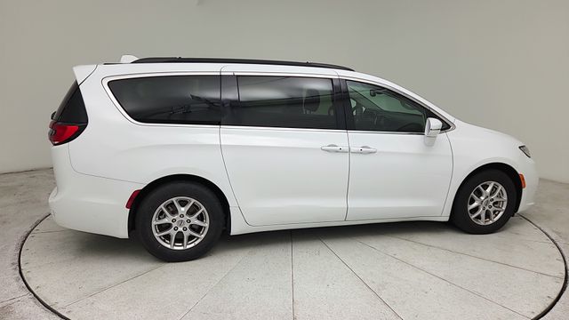 2022 Chrysler Pacifica Touring L - 5