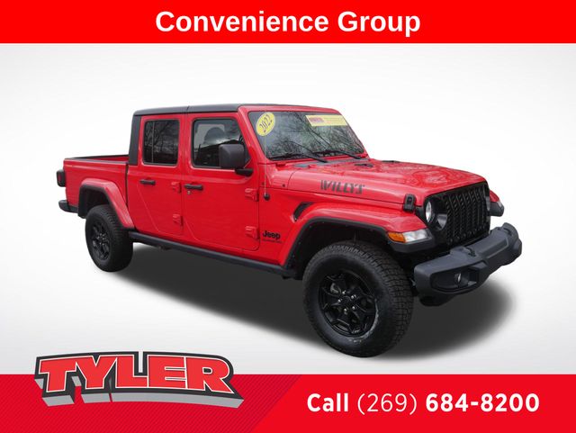 Firecracker Red Clearcoat 2022 Jeep Gladiator Willys Crew Cab 4WD Pickup Truck Four-Wheel Drive 8-Speed Automatic