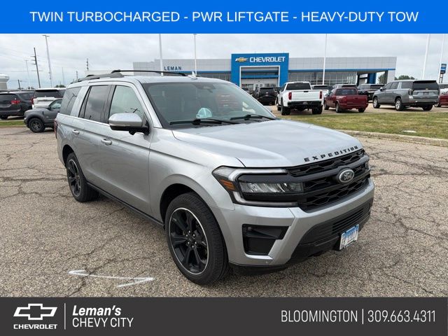 Silver Metallic 2024 Ford Expedition SUV / Crossover Four-Wheel Drive Automatic