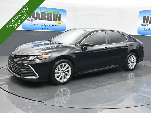 Midnight Black Metallic 2023 Toyota Camry Sedan Front-Wheel Drive 8-Speed Automatic