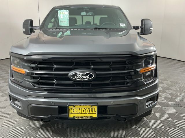 New 2026 Carbonized Gray Metallic Ford XLT image 2