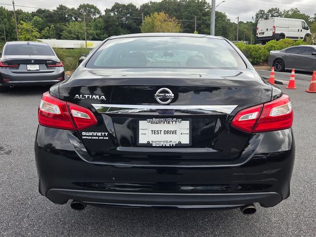 Used 2017 Nissan Altima Sedan