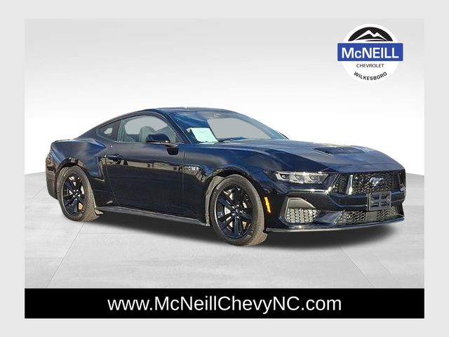 Shadow Black 2025 Ford Mustang GT Fastback RWD Coupe Rear-Wheel Drive 6-Speed Manual