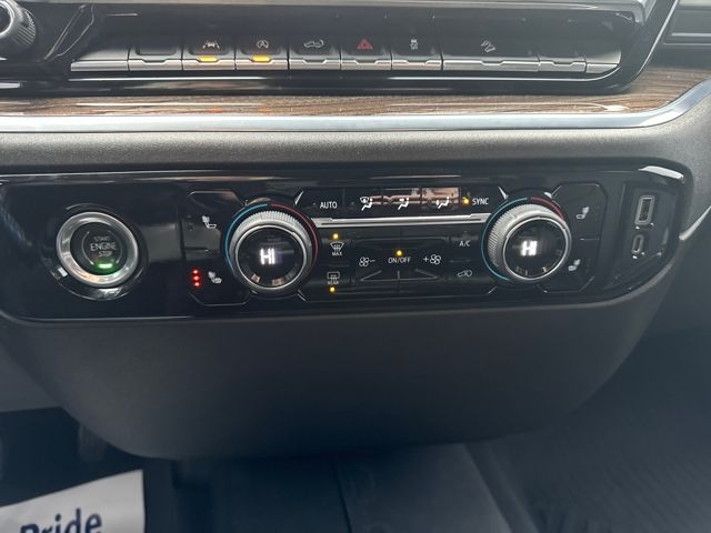 used 2022 Chevrolet Silverado 1500 car, priced at $29,998