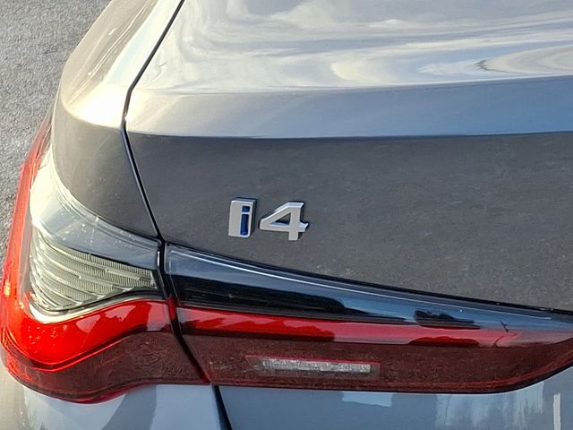 i4 xDrive40