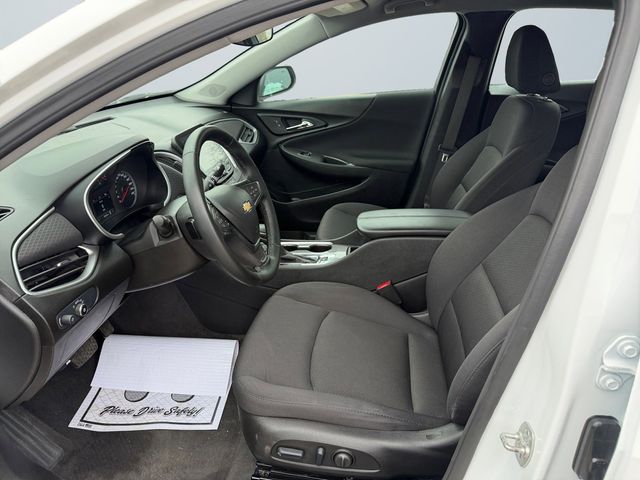 Used 2024  Chevrolet LT image 9