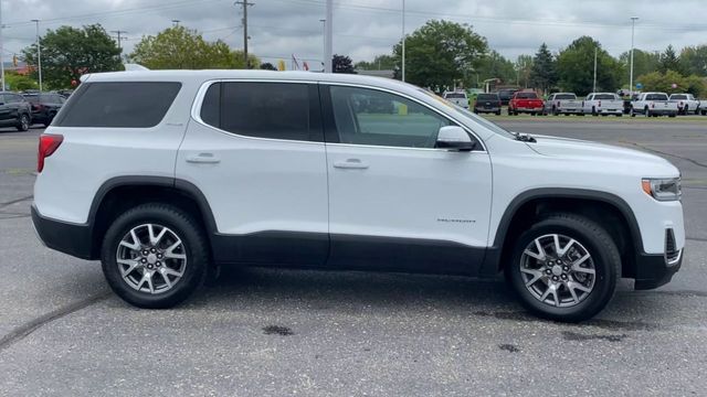 2023 GMC Acadia SLE 9