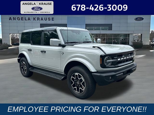 2026 Ford Bronco Outer Banks