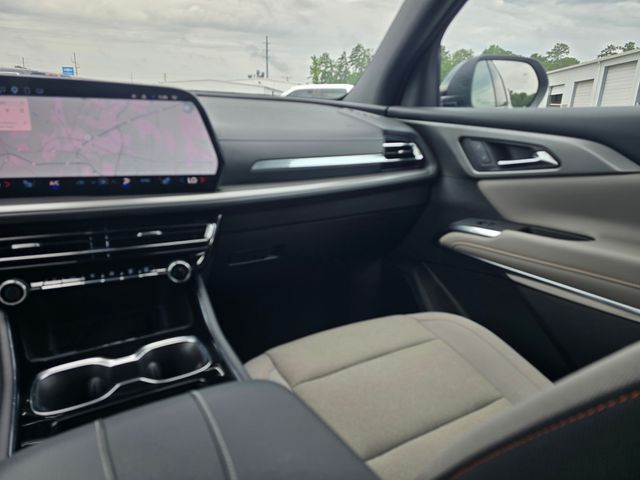 2025 Chevrolet Traverse LT:169438A