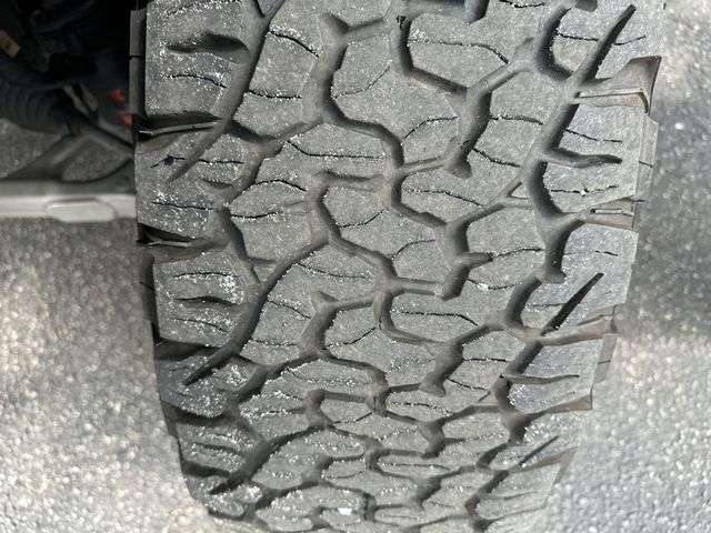 Used 2025 Green Ford Raptor image 11