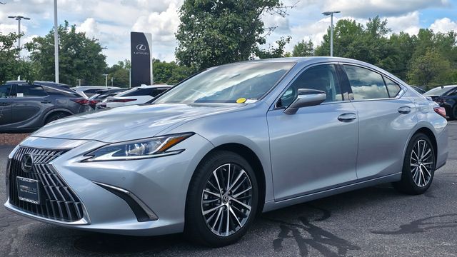 Iridium 2023 Lexus ES Sedan Front-Wheel Drive 8-Speed Automatic