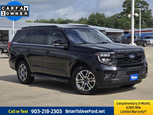 Black Metallic 2025 Ford Expedition SUV / Crossover 4X2 Automatic
