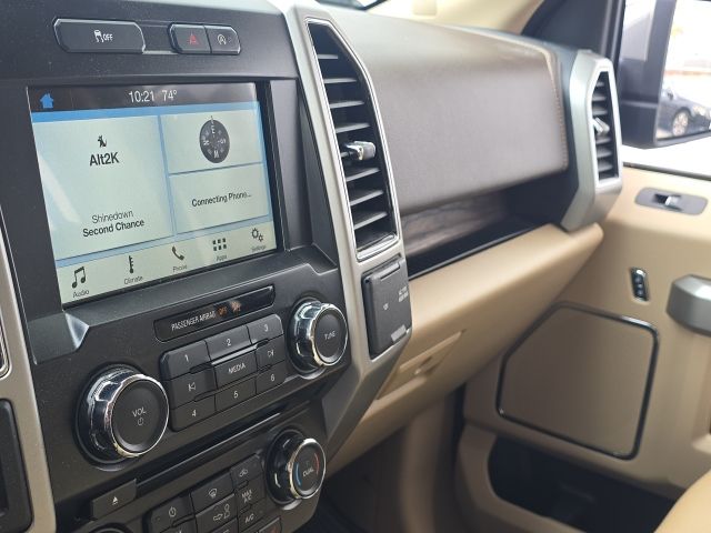 2018 Ford F-150 Lariat:45410C1