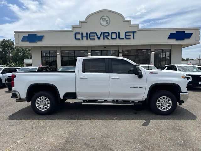 2025 Chevrolet Silverado 2500HD LT Crew Cab 4WD