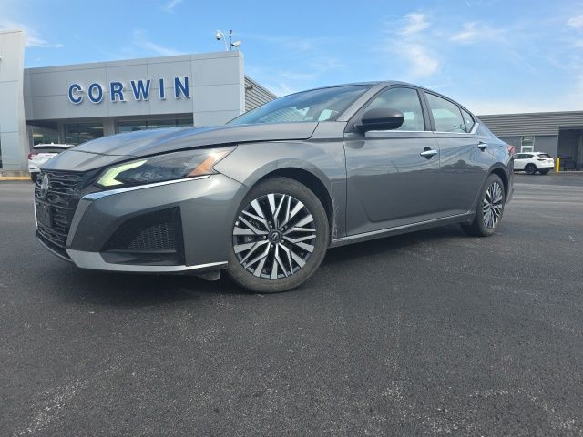 Gray (Gun Metallic) 2025 Nissan Altima Sedan Front-Wheel Drive Continuously Variable Transmission