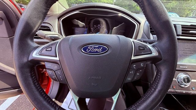 Used 2017 Red Ford Titanium image 15