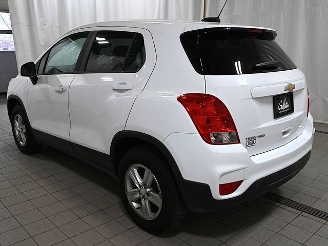 Used 2019 White Chevrolet LS image 10