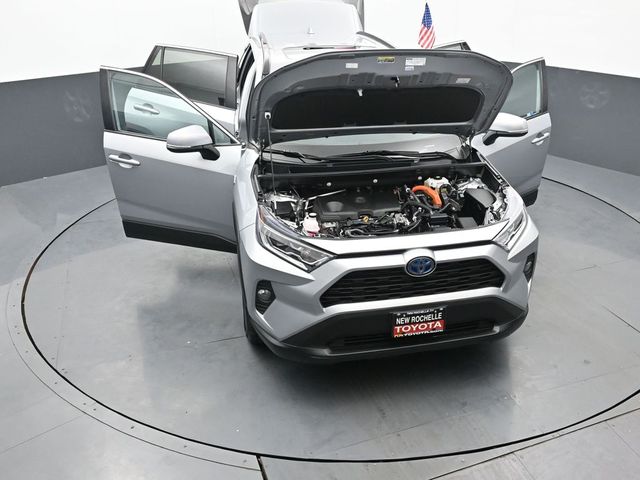 2021 Toyota RAV4 Hybrid XLE 57