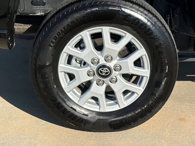 Used 2025 Toyota Tacoma Truck