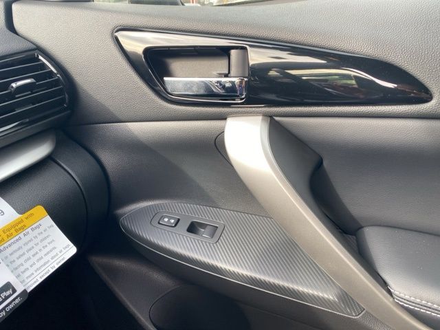 MitsubishiEclipse Cross33