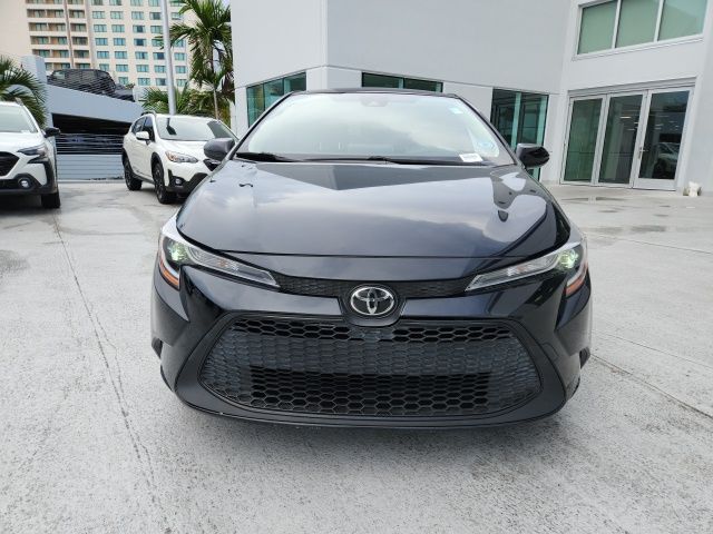 2020 Toyota Corolla LE 16