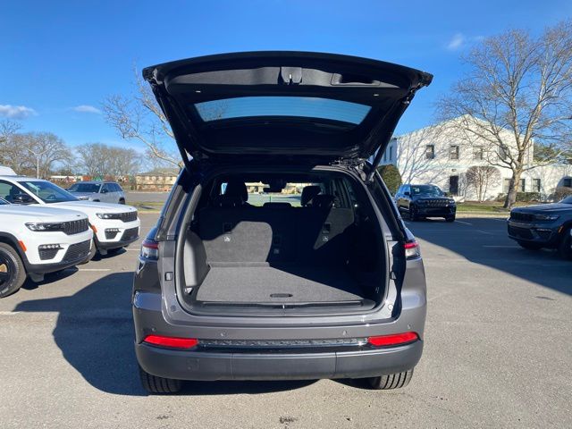 2025 Jeep Grand Cherokee