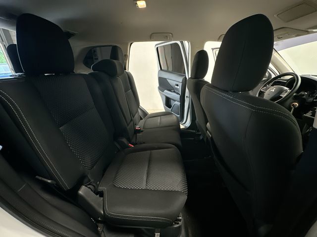 2017 Mitsubishi Outlander ES  at Auto Express Mitsubishi