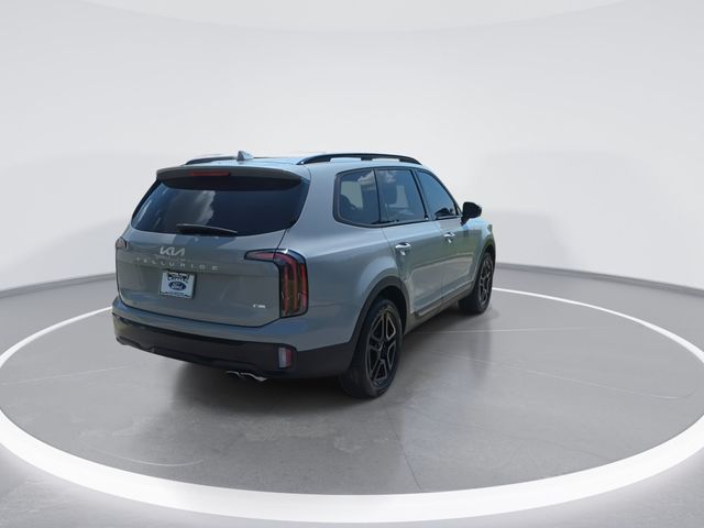 Used 2024 Wolf Gray Kia EX X-Line image 7