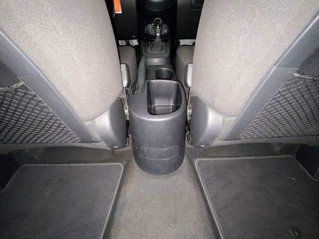 Used 2013 Gray Kia Base image 26
