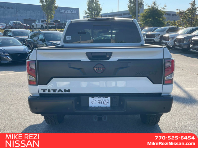 2024 Nissan Titan PRO-4X 3