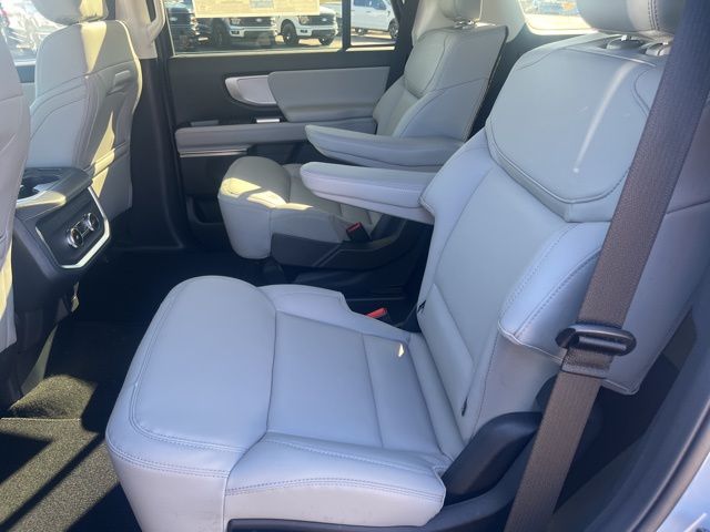 2026 Ford Expedition Active:168581