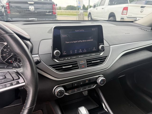 2023 Nissan Altima 2.5 SR White at Central Houston Nissan
