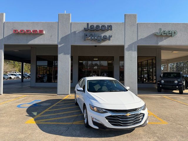 2023 Chevrolet Malibu LT with 1LT FWD