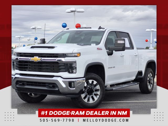 Summit White 2024 Chevrolet Silverado 3500HD Pickup Truck Four-Wheel Drive Automatic