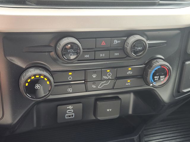 2025 Ford F-350SD XL photo