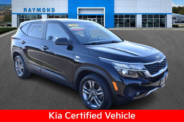 Cherry Black 2023 Kia Seltos LX AWD SUV / Crossover All-Wheel Drive Continuously Variable Transmission