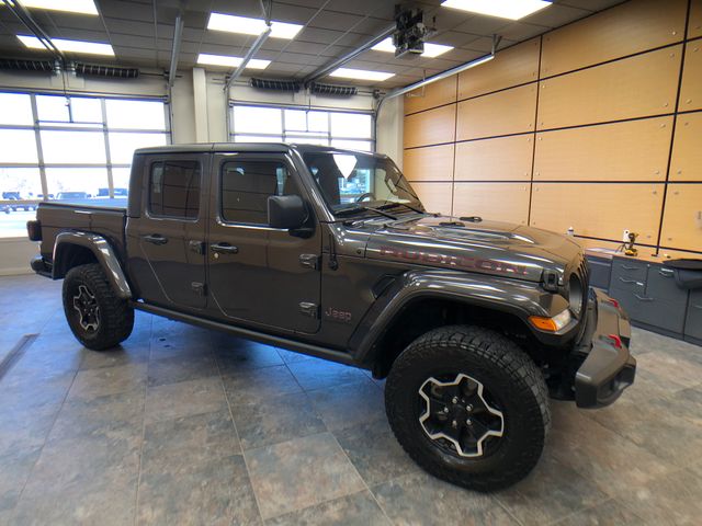 Gray (Granite Crystal Metallic Clearcoat) 2023 Jeep Gladiator Rubicon Crew Cab 4WD Pickup Truck Four-Wheel Drive 8-Speed Automatic