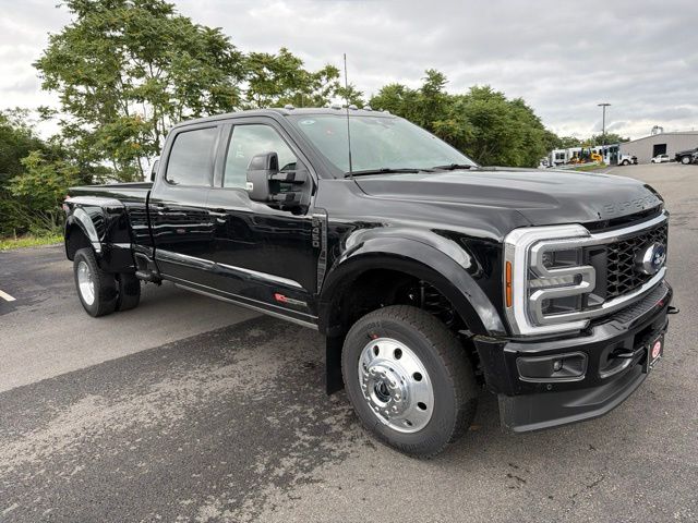 2026 Ford F-450SD Platinum