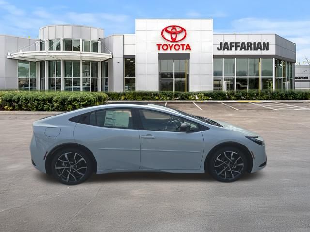 New 2026 Toyota Prius Plug-in Hybrid Hatchback