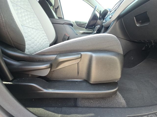 2020 Chevrolet Equinox LS:46683A