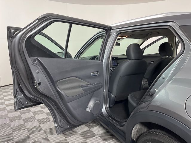 2023 Gun Metallic Nissan Kicks SV FWD SUV